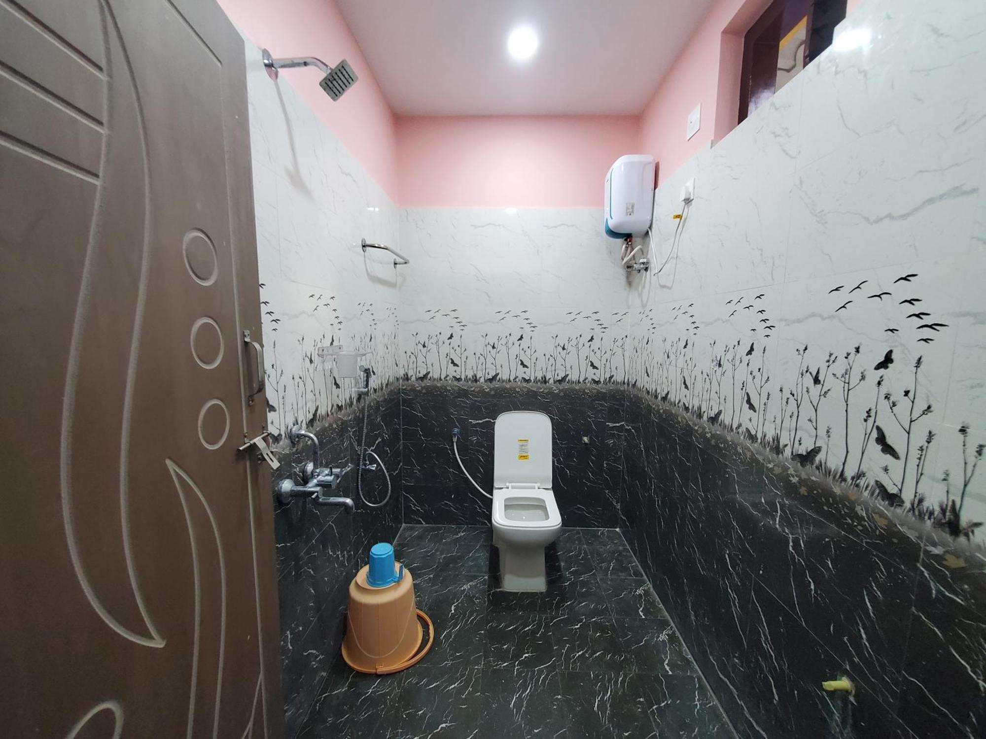 Coastline Beach Resort Perupalem المظهر الخارجي الصورة